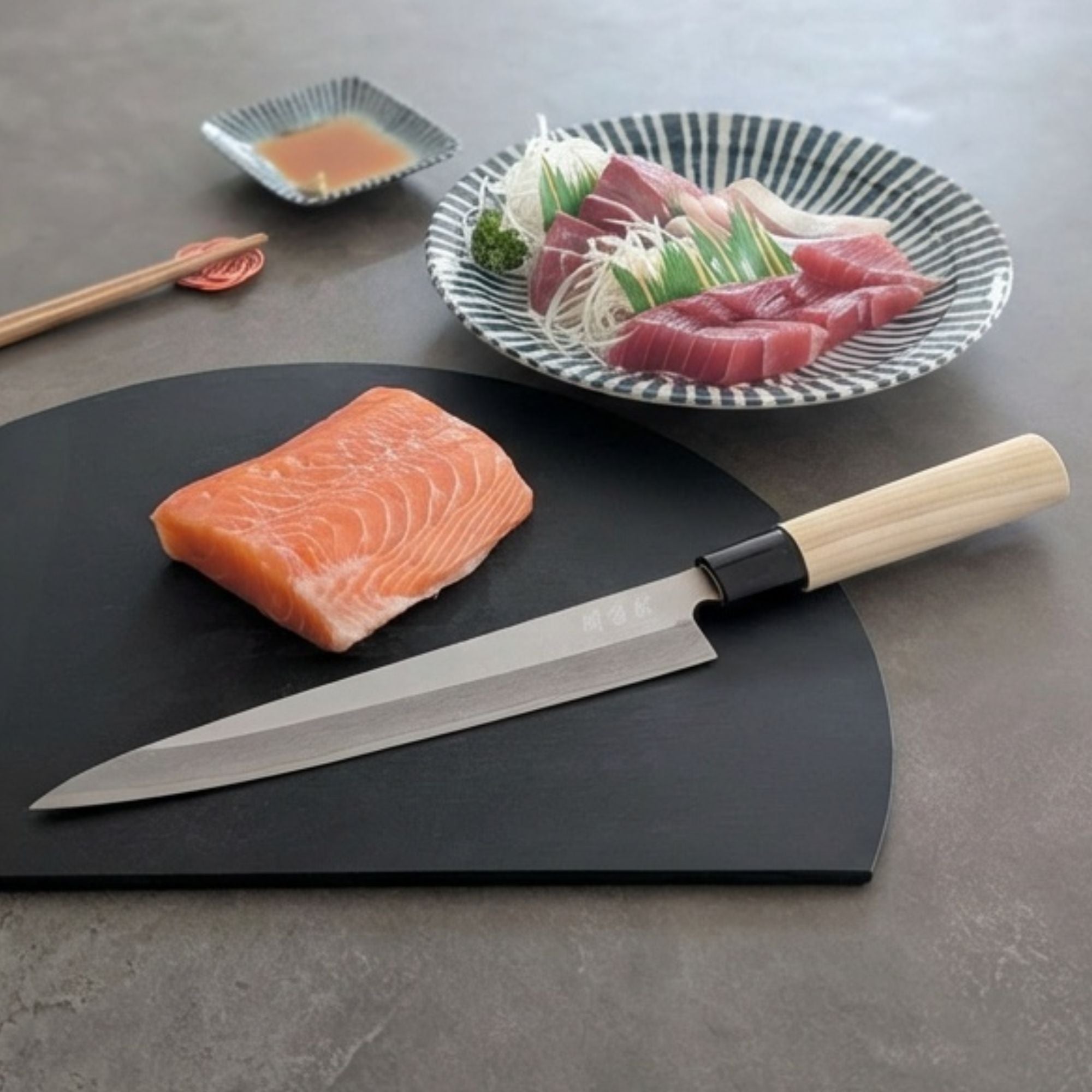 関菊松 左利き 刺身包丁 210mm 白二鋼/朴の木