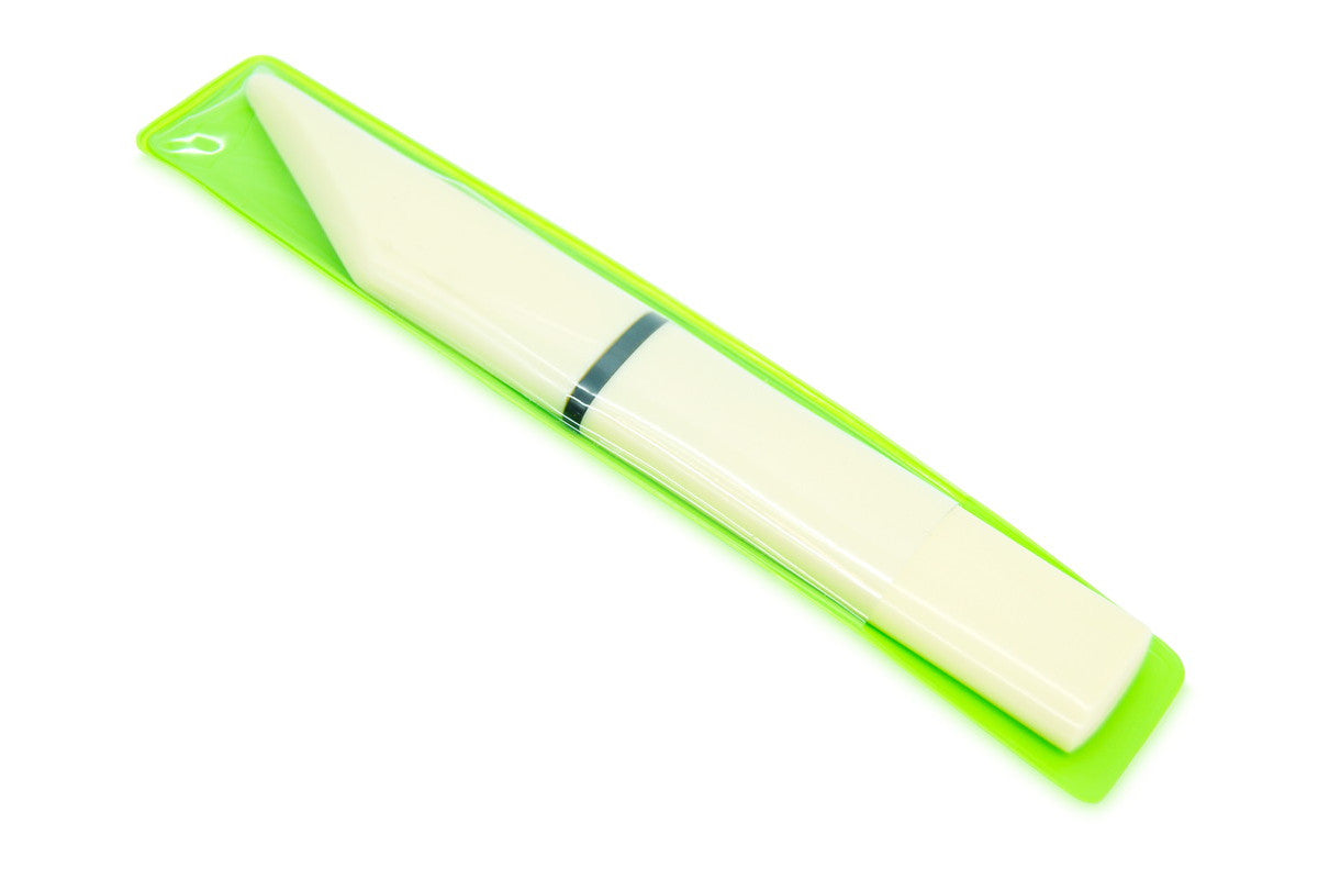 ペナントナイフ PS プラ柄