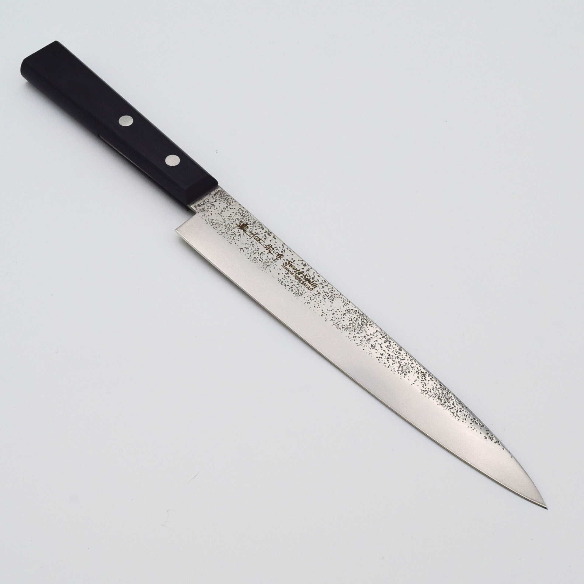 関の刃物 柳刃包丁 205mm SK5 軟鉄 片刃 右利き用 刺身包丁 朴の木 関の刃物 柳刃包丁 205mm SK5 軟鉄 片刃 右利き用 刺身包丁 朴の木