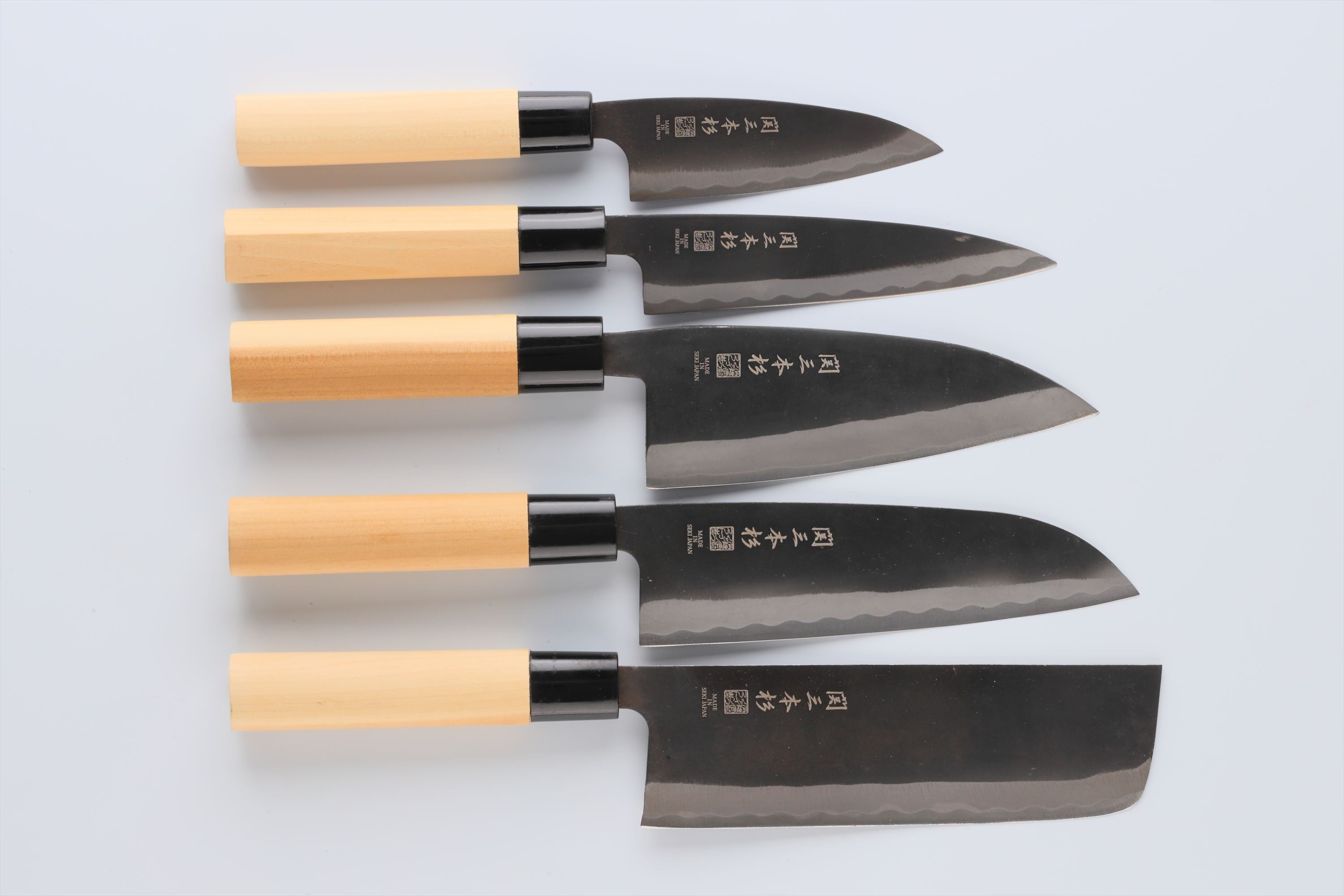 三徳包丁 165mm│黒打ち和包丁│関三本杉│家庭用包丁│関の刃物